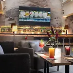 Hotel City-west By Ihg