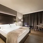 City-west By Ihg Hotel 4*
