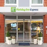City-west By Ihg Hotel 4*