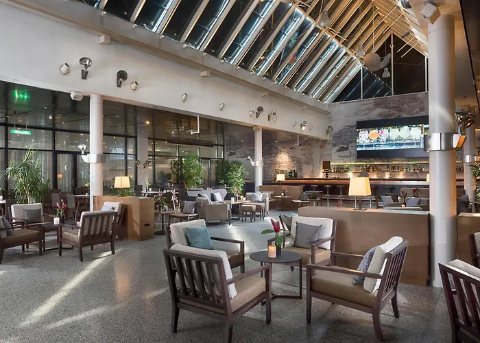 City-west By Ihg Otel