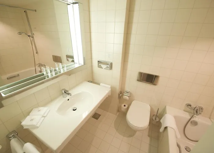 Otel City-west By Ihg Berlin