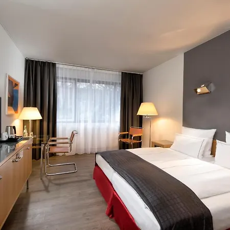 Hotel City-west By Ihg