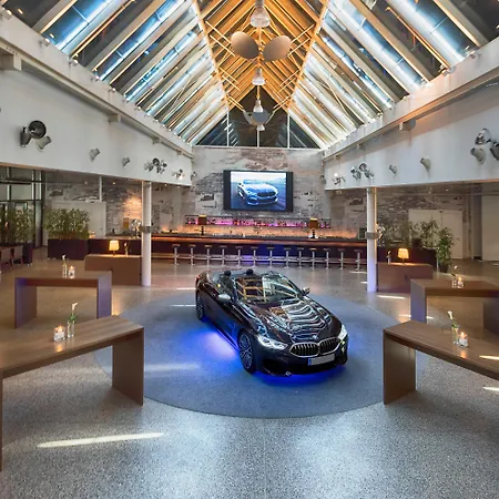 City-west By Ihg Hotel