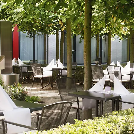 City-west By Ihg Hotel