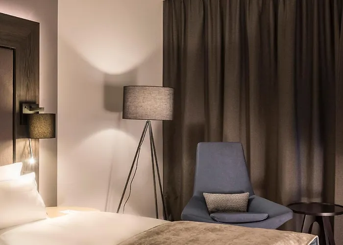 City-west By Ihg Hotel 4*