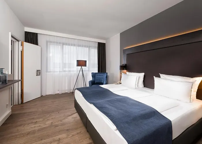 City-west By Ihg Отель 4*