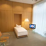 Hotel City-west By Ihg Berlín