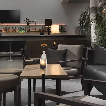 홀리데이 인 시티-웨스트