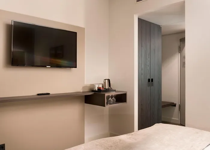 City-west By Ihg Berlín