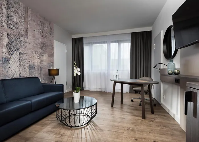 City-west By Ihg Hotel