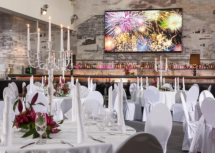 Hotel City-west By Ihg