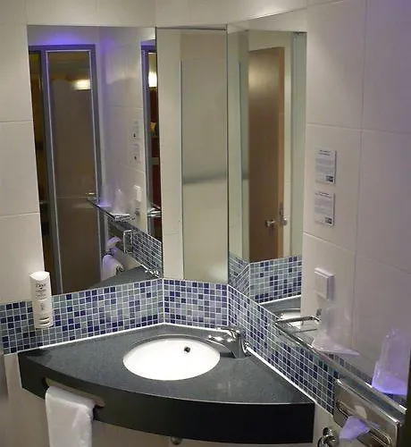 City-west By Ihg Hotel